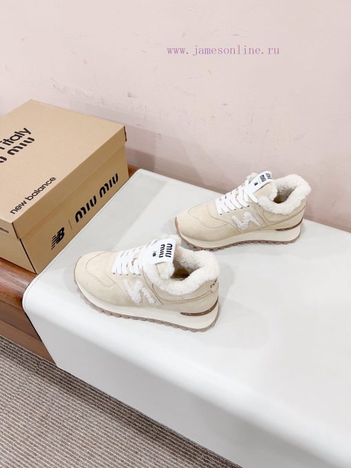 𝐌𝐢𝐮𝐦𝐢𝐱𝐧𝐞𝐰𝐁𝐚𝐥𝐚𝐧𝐜 Certified 𝟐𝟎𝟐𝟐𝟑𝙨𝐧𝐞𝐰Miumi * new thick soled teddy fur full wool inner shoes, ocehbuta - Image 3