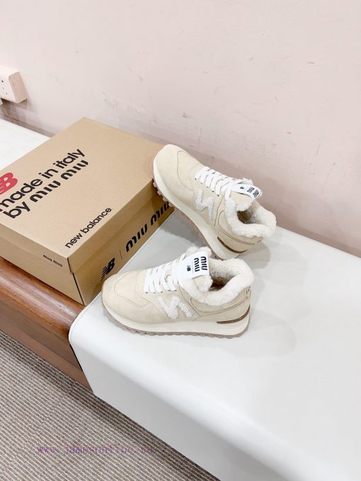 𝐌𝐢𝐮𝐦𝐢𝐱𝐧𝐞𝐰𝐁𝐚𝐥𝐚𝐧𝐜 Certified 𝟐𝟎𝟐𝟐𝟑𝙨𝐧𝐞𝐰Miumi * new thick soled teddy fur full wool inner shoes, ocehbuta - Image 4