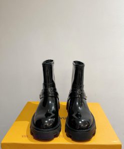 LV's latest popular short boots for autumn and winter are concise and practical, with a boldn2m8opcr