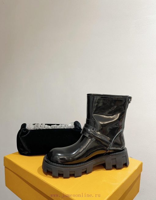 LV's latest popular short boots for autumn and winter are concise and practical, with a boldn2m8opcr - Image 7