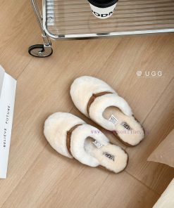 - off white 🤍UGG autumn and winter classic fur integrated full toe fur mopHigh density imporww6p1qcl