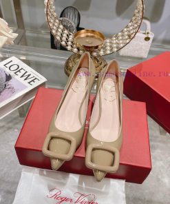 23Ss new RV baked paint square buckle single shoes high heels/low heelsInspired by the Belle6stnks8t