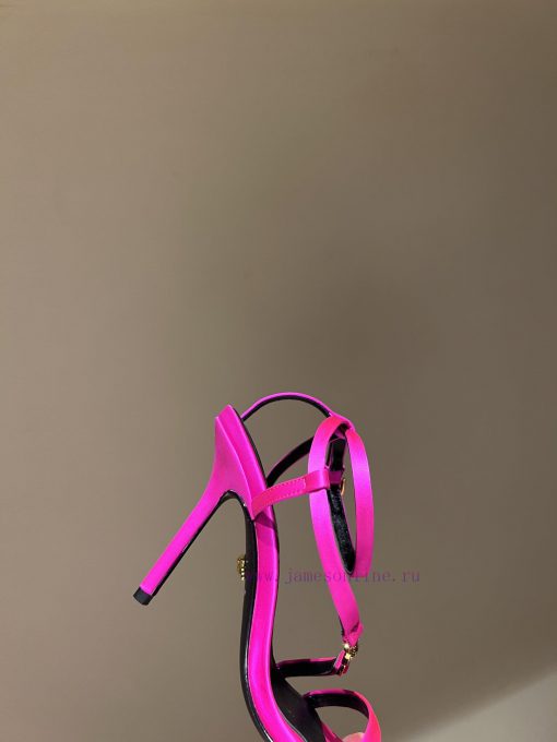 The most2023/fW/Versace: The Perfect Interpretation of Medusa|Very rich Italian style pairedxm4lusdp - Image 8