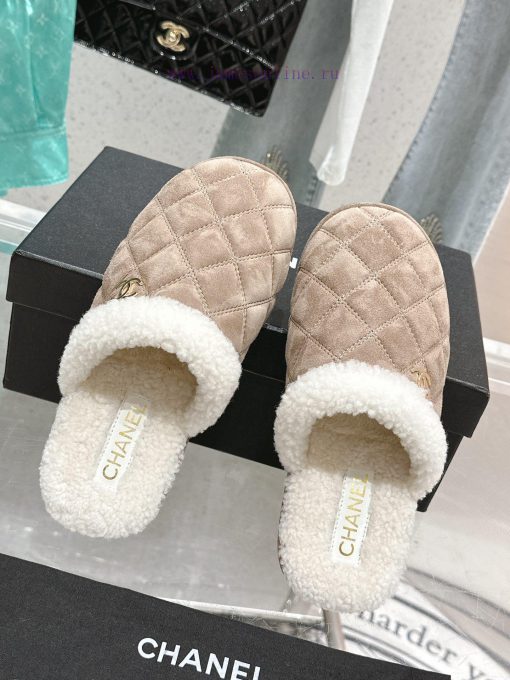 Chanel Baotou Teddy Hairy SlippersEvery autumn and winter, fur slippers are an essential ite0fz9gi98 - Image 7