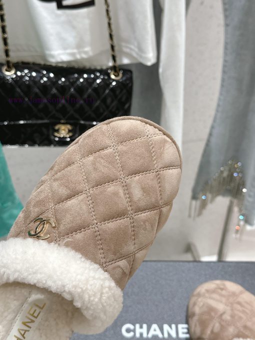 Chanel Baotou Teddy Hairy SlippersEvery autumn and winter, fur slippers are an essential ite0fz9gi98 - Image 9