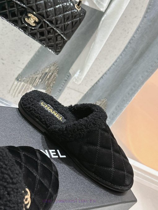 Chanel Baotou Teddy Hairy SlippersEvery autumn and winter, fur slippers are an essential iteap2b1u5j - Image 5