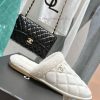 Chanel Baotou Teddy Hairy SlippersEvery autumn and winter, fur slippers are an essential ite7dt90opy