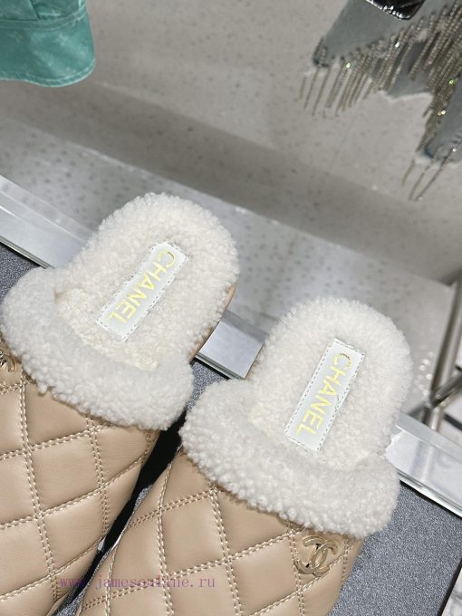 Chanel Baotou Teddy Hairy SlippersEvery autumn and winter, fur slippers are an essential ite4j1frvpx - Image 8