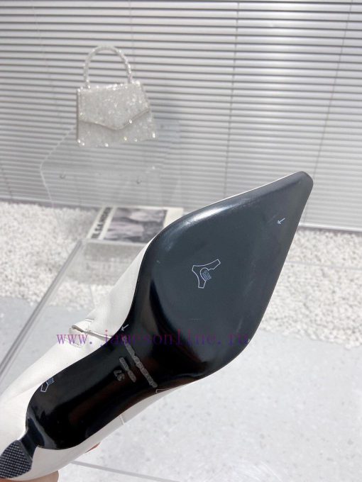 Alexander Wang/Alexander Wang 23S Autumn/WinterNew metal letter high-heeled pointed side zipwoxi2z6u - Image 10