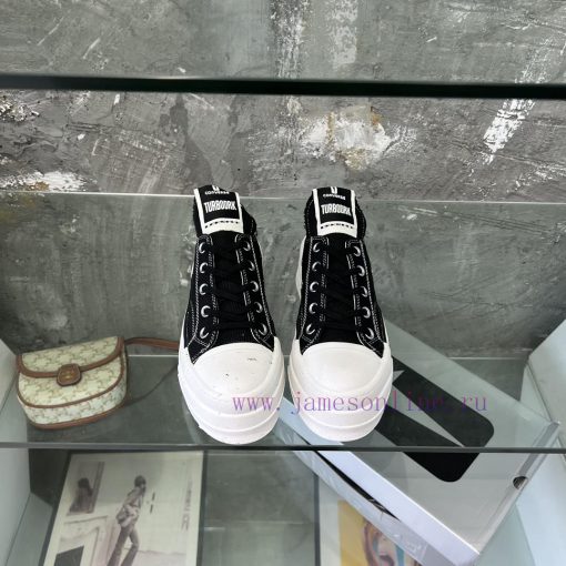 Couple style, the most handsome collaboration in the entire universe. Rickowens x conversatiyluh1k2b - Image 2