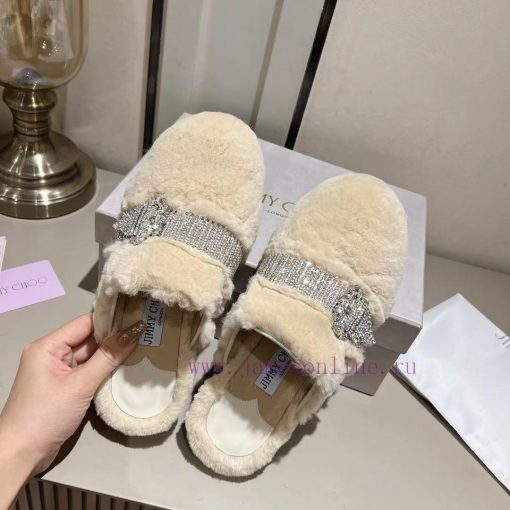 Jimmyhoo's new product, flat ballet shoes with rhinestone rabbit hair, is a timeless classicwblvynkr