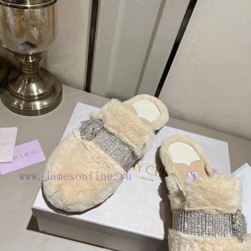 Jimmyhoo's new product, flat ballet shoes with rhinestone rabbit hair, is a timeless classicwblvynkr - Image 5