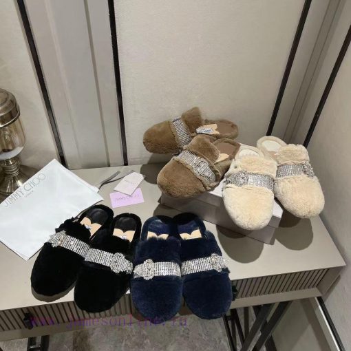 Jimmyhoo's new product, flat ballet shoes with rhinestone rabbit hair, is a timeless classicwblvynkr - Image 10