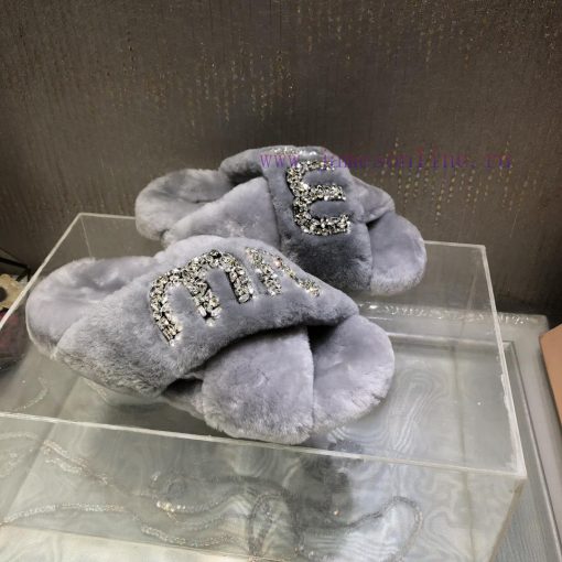 Miu Miu 2023 Autumn/Winter New Product Diamond Buckle Cross Hair Slippers~Versatile and Fashx3kytslh - Image 3