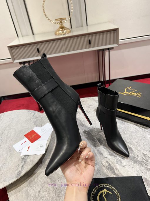Generation level * ️The CL Chelsea Trophy Boots showcase clean lines and timeless elegance weh78ope3 - Image 5