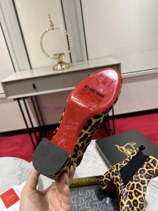 Generation level * ️The Turelastic short boots feature a thick 55mm diagonal heel design, pa2nurqj23 - Image 9