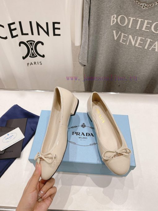 Prada 2024 Spring/Summer New Product Cute and Sweet Flat Flat Single Shoes~The sexy yet cutep3batkb3 - Image 3