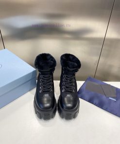 P00Prada Prada Triangle Tag Strap Thick Bottom Wool Short BootsImported pearl cowhide with ob4ugn049