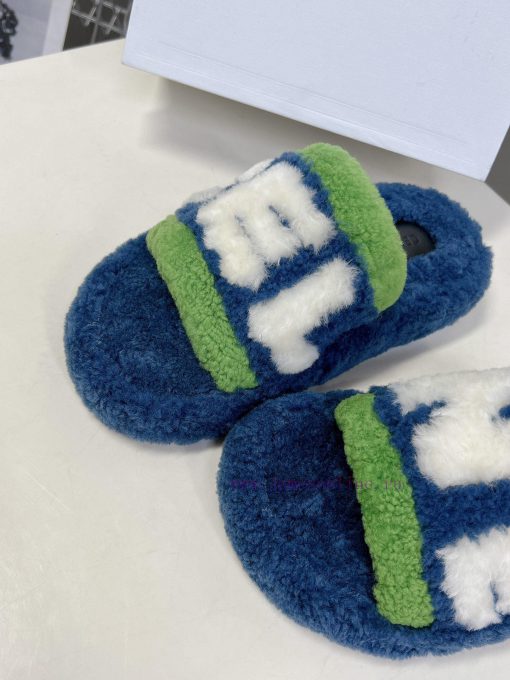 CELINE classic autumn and winter fur mop with numerous internet famous stars planting grass.bd09pyw0 - Image 8