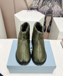 Top tierPRADA's latest runway collection for couples in space cotton boots for autumn and wiofjxe8pt