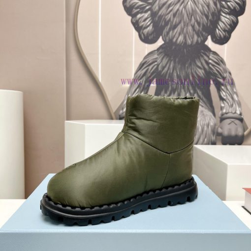 Top tierPRADA's latest runway collection for couples in space cotton boots for autumn and wiofjxe8pt - Image 7