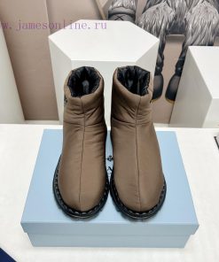 Top tierPRADA's latest runway collection for couples in space cotton boots for autumn and wi9viilw48