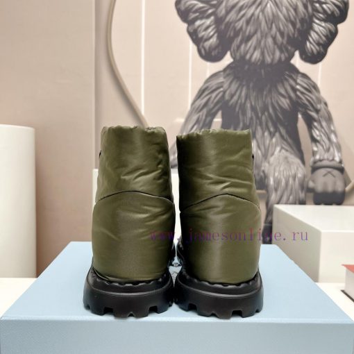Top tierPRADA's latest runway collection for couples in space cotton boots for autumn and wiofjxe8pt - Image 9