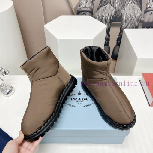 Top tierPRADA's latest runway collection for couples in space cotton boots for autumn and wi9viilw48 - Image 5