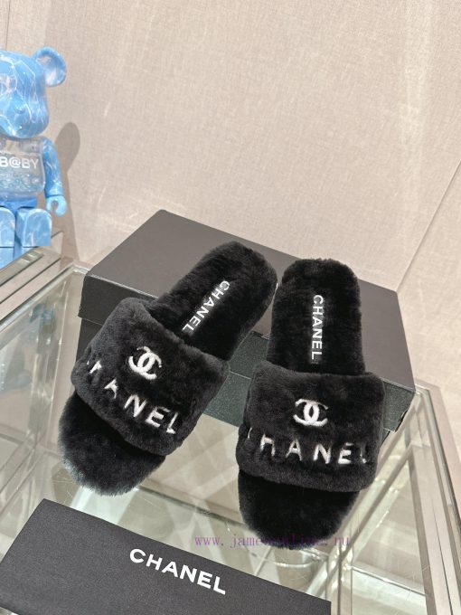 -Chanel 23Ss Autumn/Winter New Chanel Embroidered Logo Hairy One Word SlippersHow important fra1wm04 - Image 5