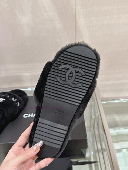 -Chanel 23Ss Autumn/Winter New Chanel Embroidered Logo Hairy One Word SlippersHow important fra1wm04 - Image 10