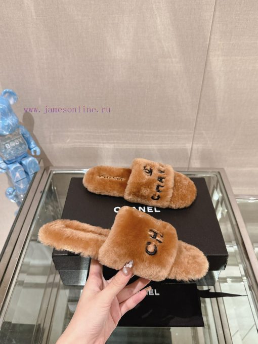 -Chanel 23Ss Autumn/Winter New Chanel Embroidered Logo Hairy One Word SlippersHow important dev6unw4 - Image 3