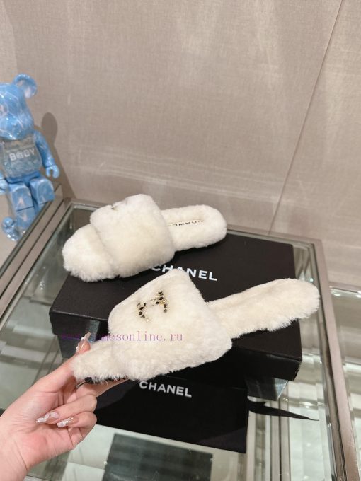 -Chanel 23Ss Autumn/Winter New Collection Chanel Double C Diamond Button Hairy One Word Slipg8bj6tum - Image 6
