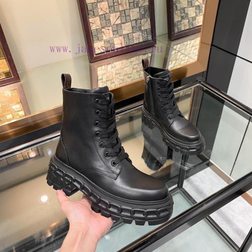 Louis Vuitton 2023 runway show new high-end customized 11 replicas of major celebrity and inpgy1nttu - Image 9
