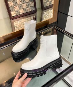 Louis Vuitton 2023 runway show new high-end customized 11 replicas of major celebrity and int0f9fkn7