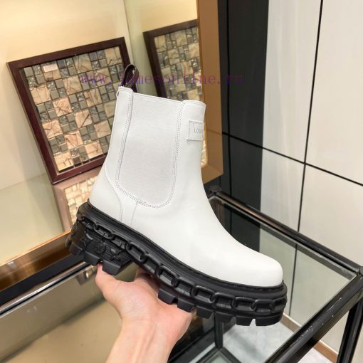 Louis Vuitton 2023 runway show new high-end customized 11 replicas of major celebrity and int0f9fkn7 - Image 6