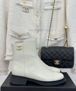 Chanel | Chanel 23c New ProductDouble C-side zipper short boot seriesThe shoe upper is made fmkrvmhd