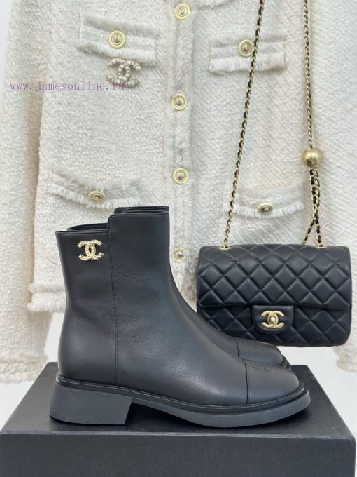 Chanel | Chanel 23c New ProductDouble C-side zipper short boot seriesThe shoe upper is made x4v4bxsd
