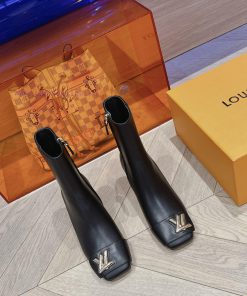 Top tier2023 Latest LV Home Autumn/Winter Collection6-inch boots, perfect last shape+large V93zm4g69