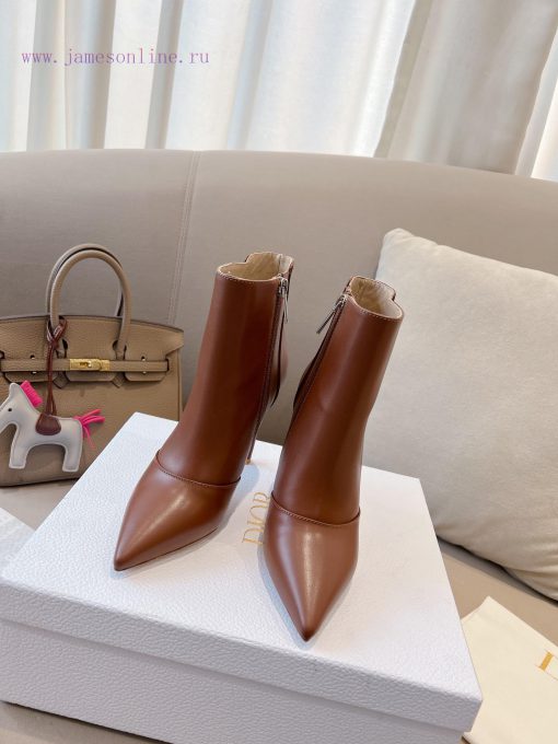 Dio.r Dior 2023 autumn new pointed short boots with lucky pentagram heel and sexiness indexU03v02m0k
