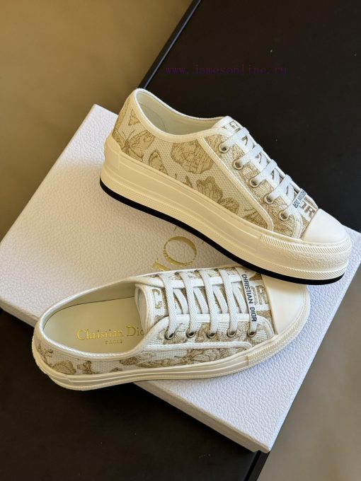 Dior 24 Early Spring Red soled Embroidered SneakersThe thickened sole is really thoughtful, 2zzmgr2i - Image 5