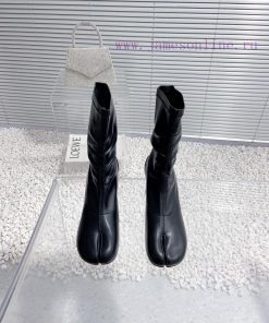 High qualityMaison Margiela MM6 new round heel pinch toe elastic boots and short bootsMateri3c2o5vld