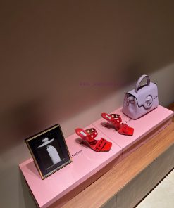 The mostALA ࠖ A | HIGH LOVE High HeelsALAÏA | HIGH LOVEThe pair of high heels that every onl3xerenpa