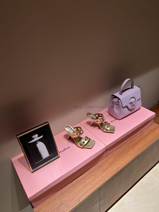 The mostALA ࠖ A | HIGH LOVE High HeelsALAÏA | HIGH LOVEThe pair of high heels that every onlvm19hjx3 - Image 2