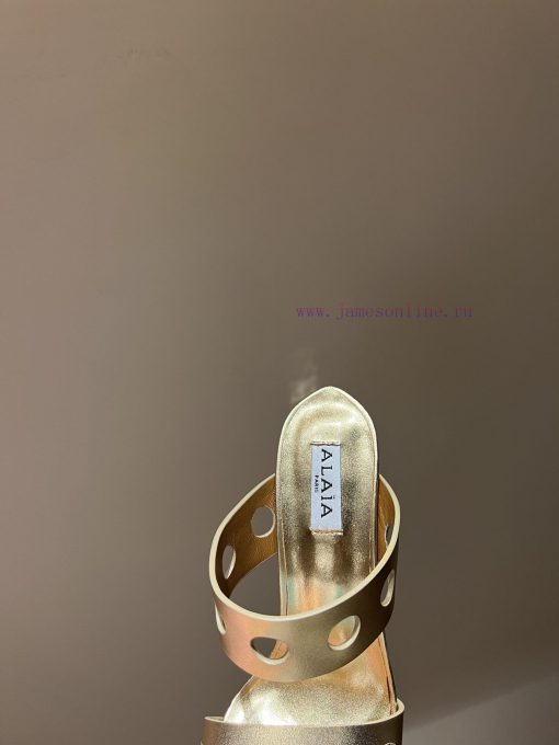 The mostALA ࠖ A | HIGH LOVE High HeelsALAÏA | HIGH LOVEThe pair of high heels that every onlvm19hjx3 - Image 6