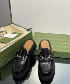 2023 Latest GUCCI Silver Palladium Horseneck Buckle Thick Bottom Lefu Slippers Purchasing Gri6bzcih9