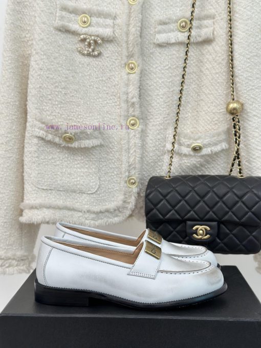 Chanel | Chanel 23C New ProductAlphabet plaque Le Fu shoes ️At first glance, it was planted bb6t90w7 - Image 2
