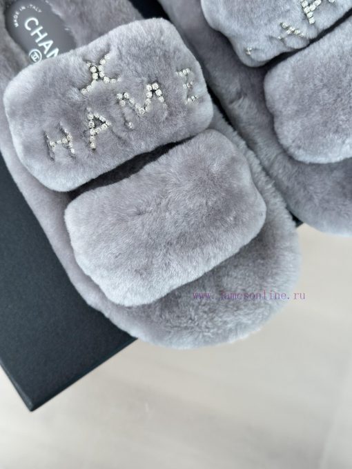 Chanel | Chanel Classic Letter Hairy SlippersThe "First to Wear" series of walking sheep witvxmncktd - Image 8