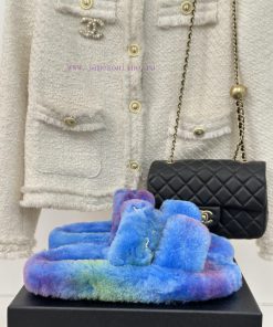 Chanel | Chanel Classic Letter Hairy SlippersThe "First to Wear" series of walking sheep wit8yaf0h57