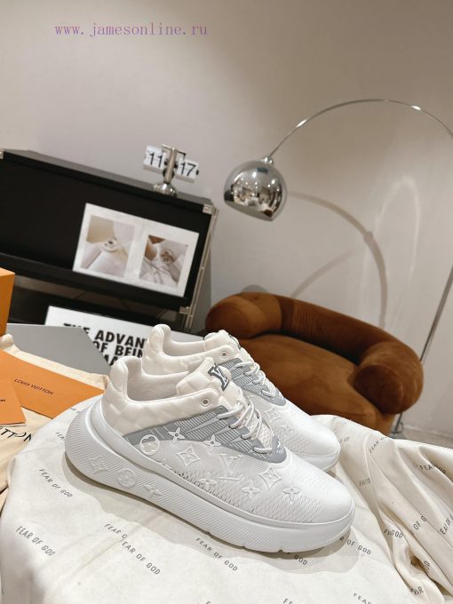 Couple style𝐋𝐨𝐮𝐢𝐬𝐕𝐮𝐢𝐭 * 𝐨𝐧𝐒𝐪𝐮𝐚𝐝 series age reducing versatile canvas&low cut sneakersThis LVnelhminm - Image 3