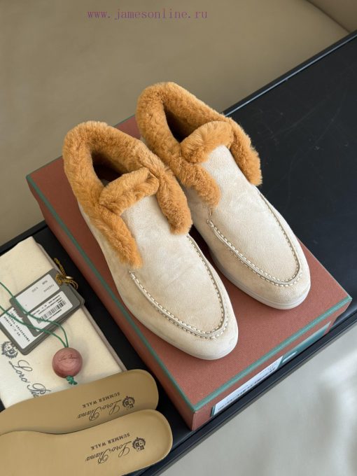 Top version logo pian... a classic fur shoe new color schemeThe price of cabinets has increailhbbha5 - Image 4
